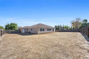 15530 Montalone Pl, Bakersfield, CA 93314 - Photo 31