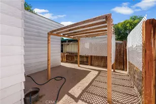 43850 E 20th, Lancaster, CA 93535 - Photo 39