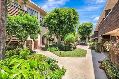 5349 Newcastle #56, Encino, CA 91316 - Photo 1