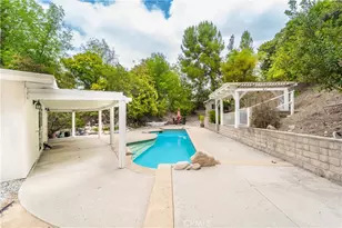 5708 McDonie Ave, Woodland Hills, CA 91367 - Photo 21