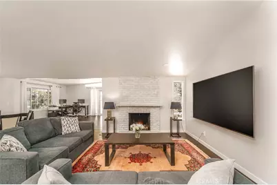 5708 McDonie Avenue, Woodland Hills, CA 91367 - Photo 3