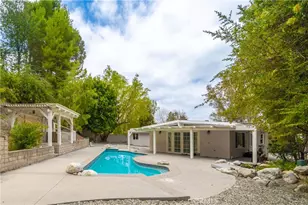 5708 McDonie Ave, Woodland Hills, CA 91367 - Photo 25