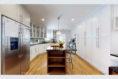 6434 Blewett Avenue, Van Nuys, CA 91406 - Photo 9