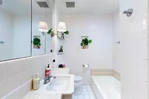 6434 Blewett Ave, Van Nuys, CA 91406 - Photo 29