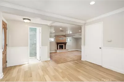 8855 Tyrone Avenue, Panorama City, CA 91402 - Photo 9