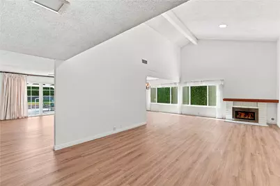 2354 Collier Court, Simi Valley, CA 93065 - Photo 3