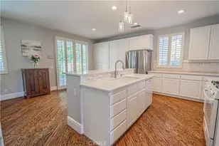 25317 Oak Ridge Dr, Saugus, CA 91350 - Photo 15