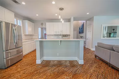 25317 Oak Ridge Drive, Saugus, CA 91350 - Photo 13