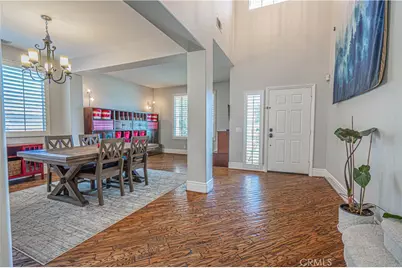 25317 Oak Ridge Drive, Saugus, CA 91350 - Photo 9