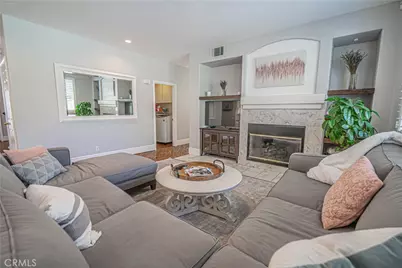 25317 Oak Ridge Drive, Saugus, CA 91350 - Photo 21