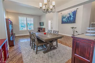 25317 Oak Ridge Dr, Saugus, CA 91350 - Photo 11