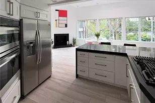 10051 Westwanda Dr, Beverly Hills, CA 90210 - Photo 3