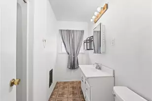 7858 Lena, West Hills, CA 91304 - Photo 17