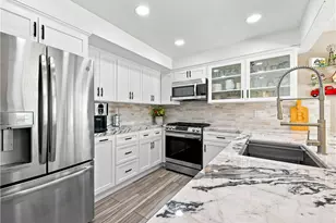 21452 Carol Sue, Saugus, CA 91350 - Photo 5