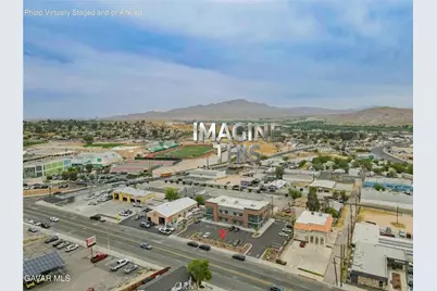16650 Mojave Dr, Victorville, CA 92395 - Photo 7