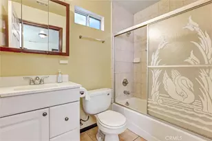 16670 Moorpark, Encino, CA 91436 - Photo 41