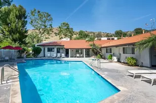 9735 Via Roma, Burbank, CA 91504 - Photo 3