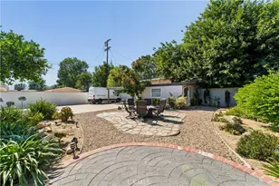 8519 Winnetka Ave, Winnetka, CA 91306 - Photo 17