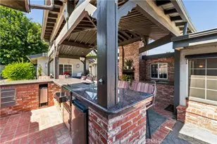 8519 Winnetka Ave, Winnetka, CA 91306 - Photo 13