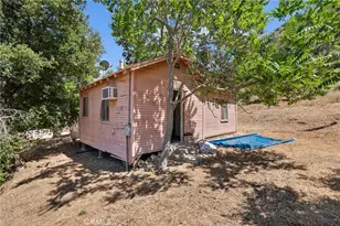 27772 Parker Rd, Castaic, CA 91384 - Photo 25