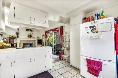23459 Canzonet Street, Woodland Hills, CA 91367 - Photo 13
