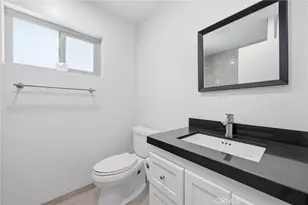 704 Winchester St, Bakersfield, CA 93309 - Photo 23