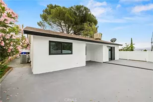 28201 Hot Springs, Canyon Country, CA 91351 - Photo 27