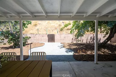 27316 Altamere Avenue, Canyon Country, CA 91351 - Photo 25