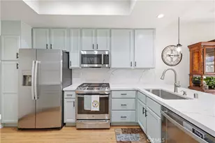 28127 Bobwhite Cir, Saugus, CA 91350 - Photo 3