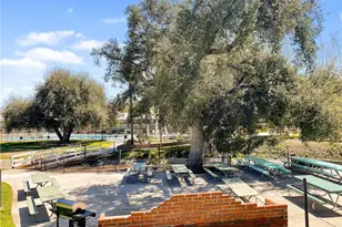 26574 Cardwick Ct, Newhall, CA 91321 - Photo 33