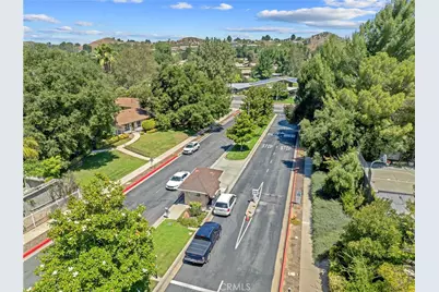 26574 Cardwick Court, Newhall, CA 91321 - Photo 37