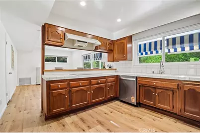 12055 Dresden Place, Granada Hills, CA 91344 - Photo 11