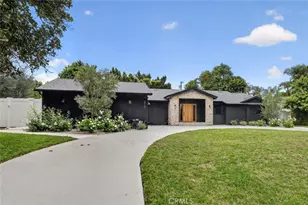 8960 Oak Park Ave, Sherwood Forest, CA 91325 - Photo 3