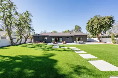 8960 Oak Park Avenue, Sherwood Forest, CA 91325 - Photo 57