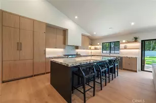 8960 Oak Park Ave, Sherwood Forest, CA 91325 - Photo 13