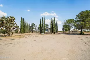 5891 Casper Ave, Mojave, CA 93501 - Photo 25