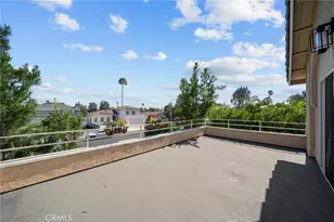 19834 Haynes St, Woodland Hills, CA 91367 - Photo 45