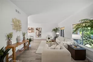 19834 Haynes St, Woodland Hills, CA 91367 - Photo 5