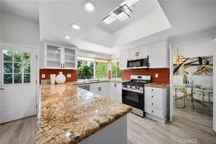 19834 Haynes St, Woodland Hills, CA 91367 - Photo 13