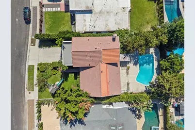 19834 Haynes Street, Woodland Hills, CA 91367 - Photo 47