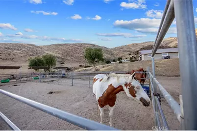6931 Sierra, Agua Dulce, CA 91390 - Photo 69