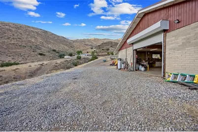 6931 Sierra, Agua Dulce, CA 91390 - Photo 65