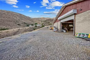 6931 Sierra, Agua Dulce, CA 91390 - Photo 65
