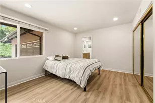 15701 Royal Ridge, Sherman Oaks, CA 91403 - Photo 21