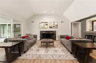 15701 Royal Ridge, Sherman Oaks, CA 91403 - Photo 5