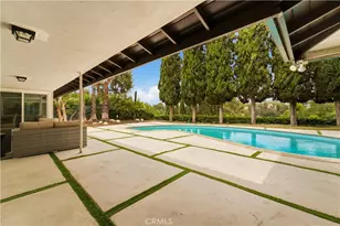 15701 Royal Ridge, Sherman Oaks, CA 91403 - Photo 31