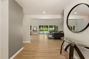 15701 Royal Ridge, Sherman Oaks, CA 91403 - Photo 3