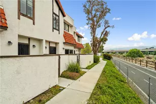 27612 Nugget, Canyon Country, CA 91387 - Photo 3