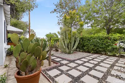 11105 Califa, North Hollywood, CA 91601 - Photo 11