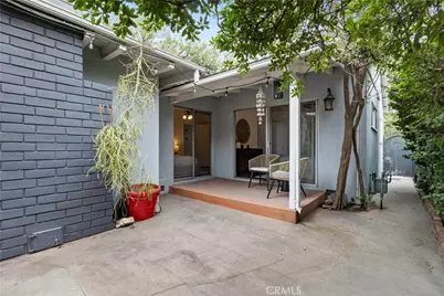 11105 Califa, North Hollywood, CA 91601 - Photo 37